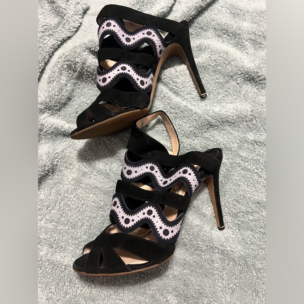 Black heels
